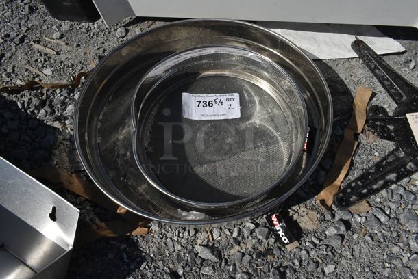 2 BRAND NEW SCRATCH AND DENT! Winco Metal Round Sieve; SIV-14 and SIV-10. 2 Times Your Bid!