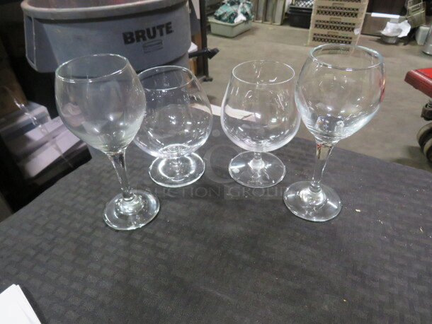 Assorted Wine Glass. 4XBID