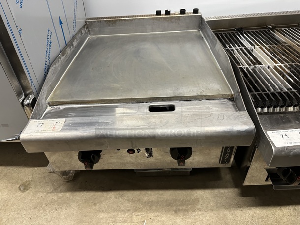 Venancio R24CT-24T Stainless Steel Commercial Countertop Natural Gas Powered Flat Top Griddle. 25,000 BTU.